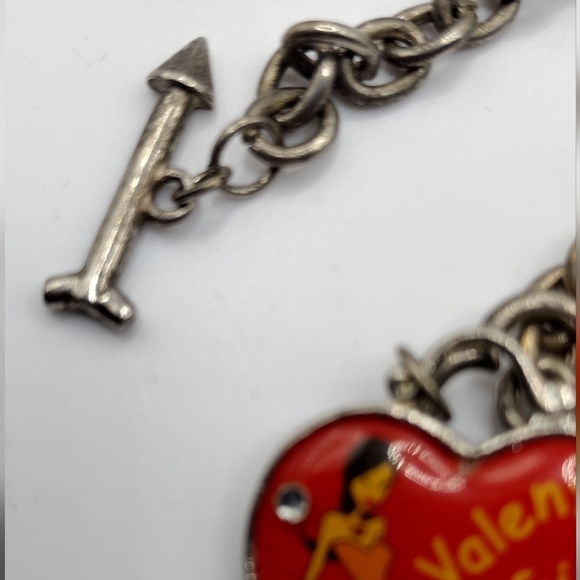 Vintage Valentine's Bracelet - Picture 9 of 9
